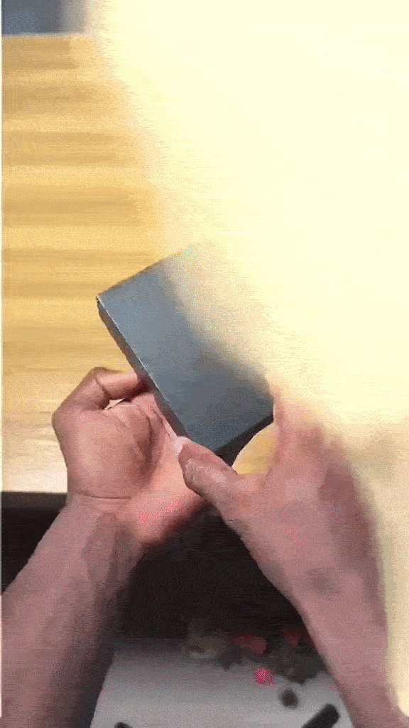 PORTEFEUILLE ANTI-RFID POUR LES HOMMES ELEGANTS